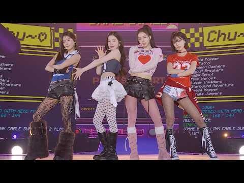 Red Velvet IRENE & SEULGI + aespa KARINA & WINTER - Chu~♡ (orig. f(x)) @ SMTOWN LIVE 2025-26