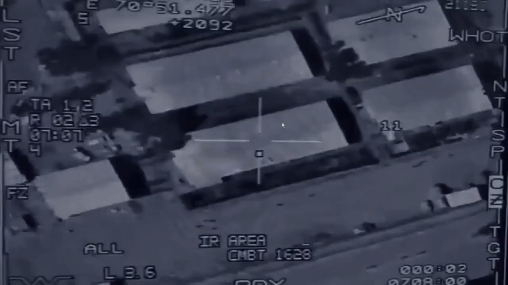 (Teil Zwei) Pakistanische Jets zielen in neu veröffentlichtem Filmmaterial auf afghanische Taliban-Militäreinrichtungen an verschiedenen Orten. [27-28 February 2026]