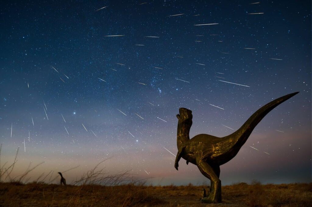 Könnten Außerirdische in einer anderen Galaxie Dinosaurier auf der Erde sehen?