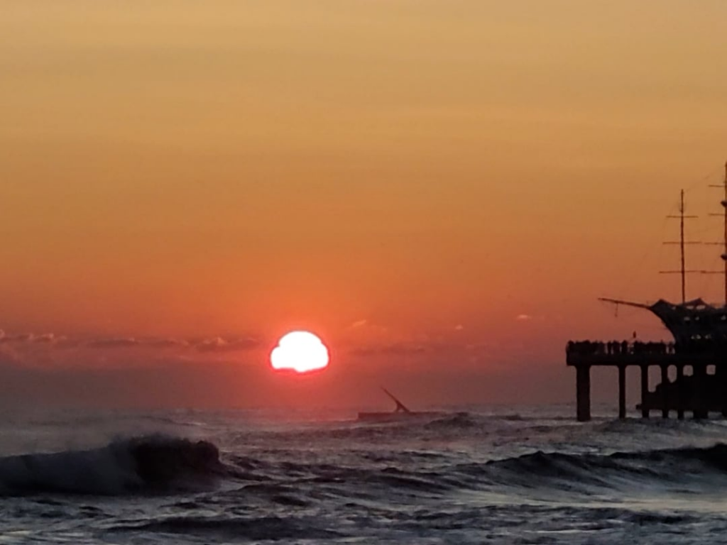 Sonnenaufgang in Jeongdongjin, dem Ostmeer Koreas