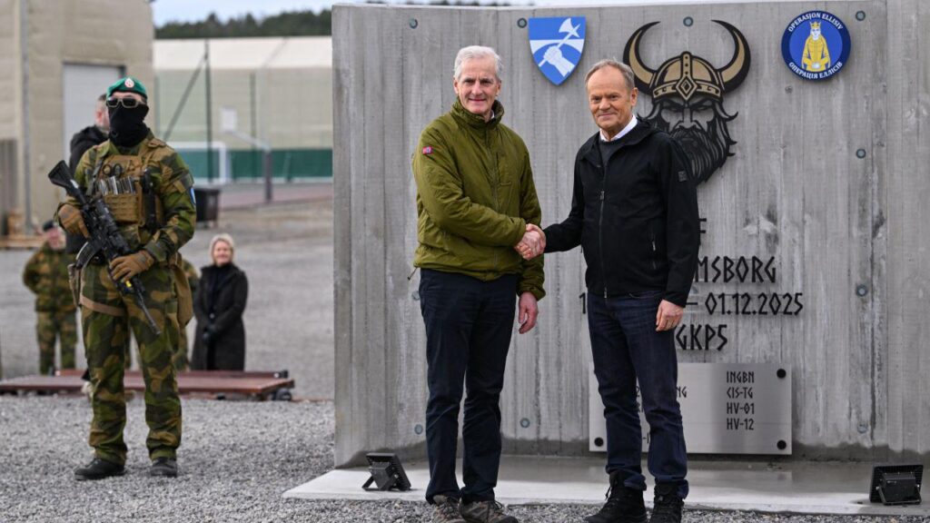 Polen und Norwegen stärken ihre Verteidigungsbeziehungen, um ukrainische Soldaten auszubilden