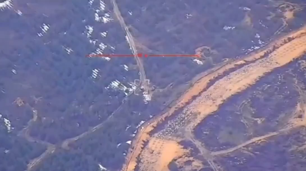 Die 4. schwere mechanisierte Brigade der Ukraine zerstört das russische TOS MLRS