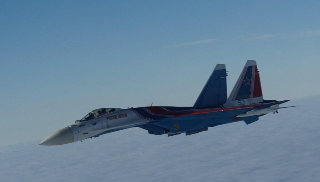 Russland nutzt Paradeflugzeuge als Begleitflugzeuge Russland nutzt Paradeflugzeuge als Begleitflugzeuge