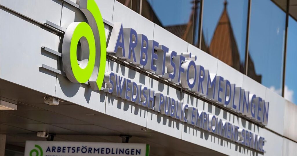 Der Rat des Ministers an Arbeitslose: „Es dauert sechs Monate, um Busfahrer zu werden“