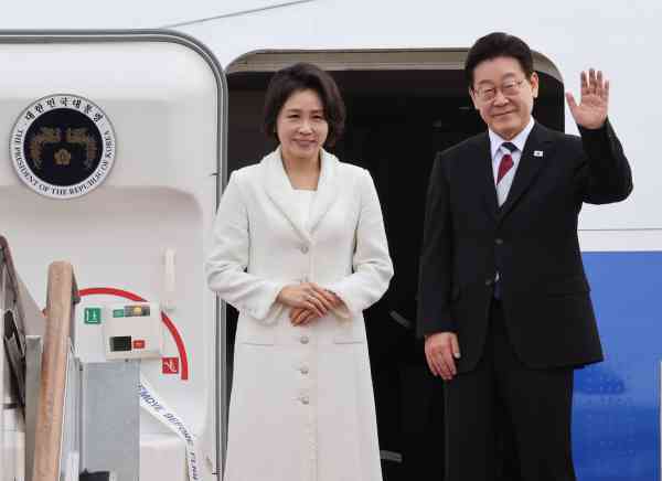 Lee unternimmt Staatsbesuche in Singapur, Philippinen