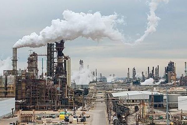 Brent-Rohöl überschreitet 100-Dollar-Marke pro Barrel trotz IEA-Notfreigabe 