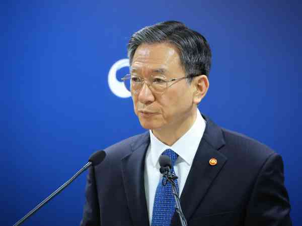 Justizminister weist Behauptungen über eine Einigung mit der Staatsanwaltschaft wegen der Anklage gegen Lee zurück