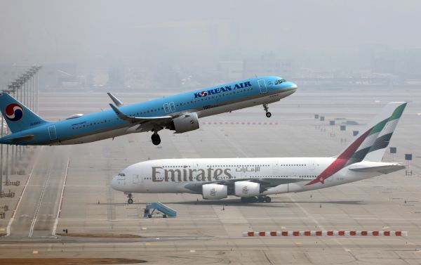 Die Flugpreise werden im April aufgrund der steigenden Treibstoffzuschläge voraussichtlich steigen