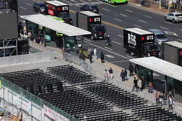 Regierung gibt im Vorfeld der BTS-Comeback-Show eine Krisenwarnung mit „Vorsicht“ heraus