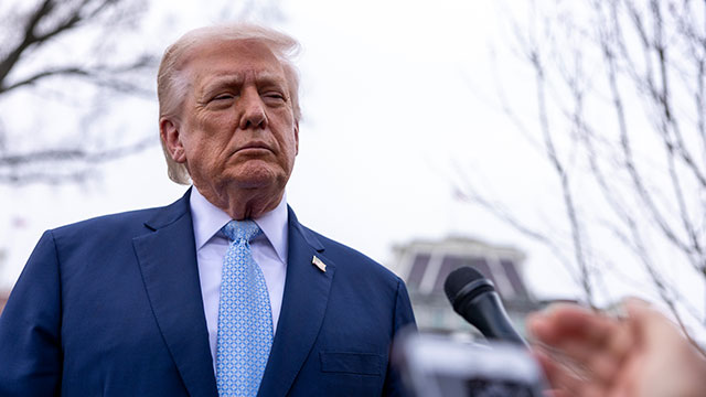 Trump stellt Iran ein 48-Stunden-Ultimatum zur Wiedereröffnung der Straße von Hormus