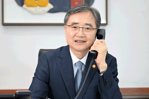 Außenminister Cho bittet Oman um Hilfe bei der Beschaffung von LNG und Rohöl