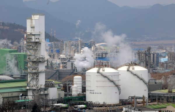 Regierung erwägt Naphtha-Exportkontrollen, um die inländische Versorgung zu stabilisieren 