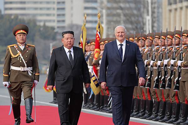 Der belarussische Präsident macht seinen ersten offiziellen Besuch in Nordkorea