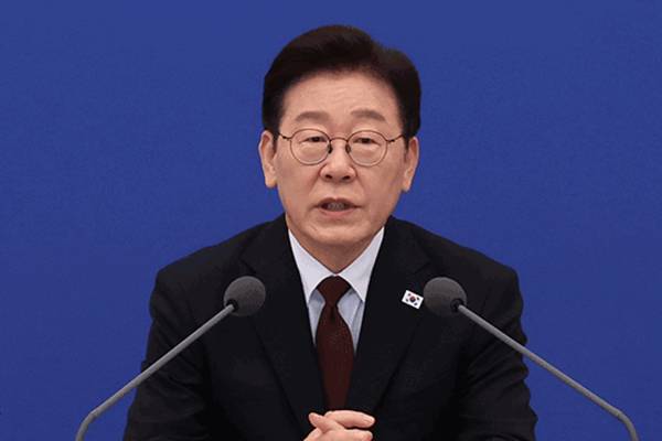 Lee fordert die Einhaltung von Preisobergrenzen und Energieeinsparungen