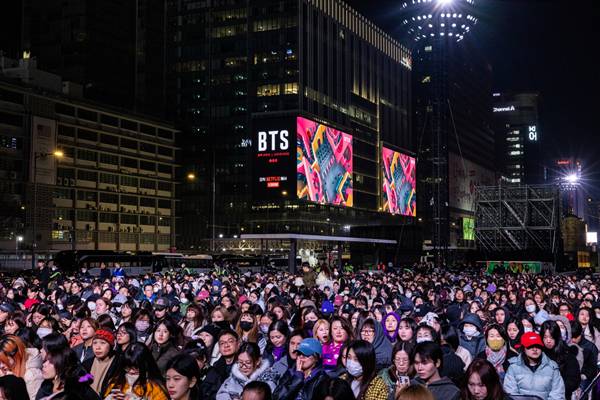 Beim BTS-Konzert in Gwanghwamun waren Ausländer jeder vierte Fan