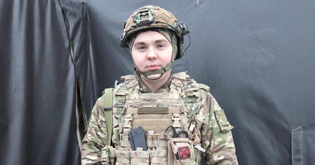 Ein russischer Soldat dachte, er würde nach Afrika entsandt werden. Als sie ihn in die Ukraine schickten, floh er.