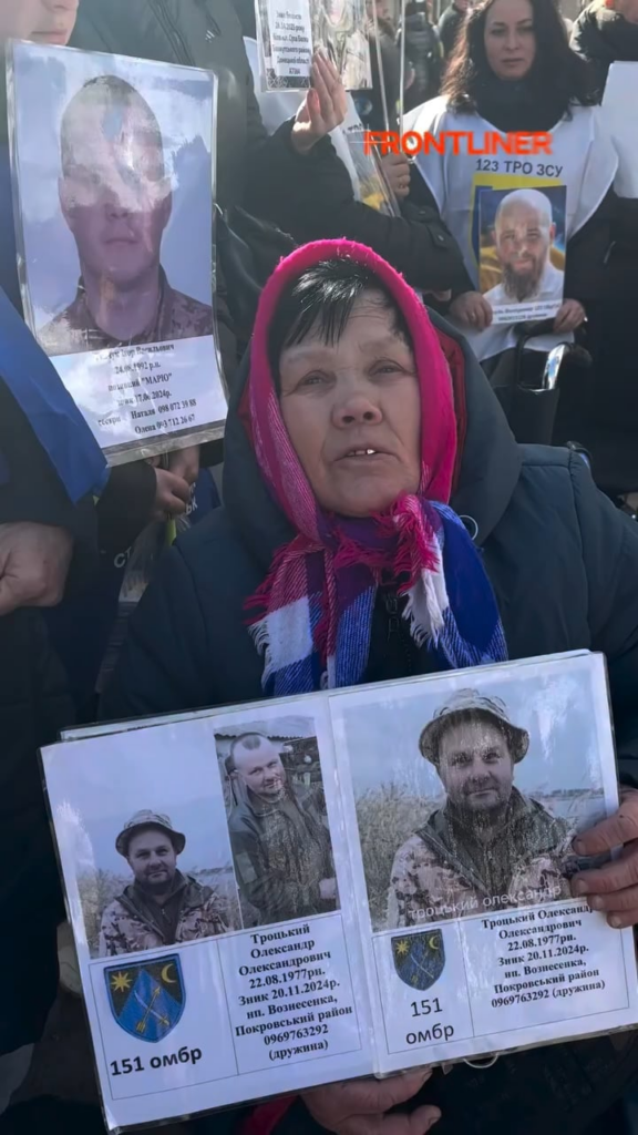 Ukrainische Verteidiger werden bis zum letzten Moment ihrer Heimreise misshandelt, sagt Petro Jazenko, ein Vertreter des Koordinierungshauptquartiers, das Kriegsgefangenenaustausche organisiert.