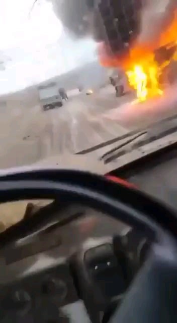 Ein russischer Soldat filmte die Situation auf einer der vielen Todesstraßen in der Ukraine. Gepostet am 05.03.2026 Ein russischer Soldat filmte die Situation auf einer der vielen Todesstraßen in der Ukraine. Gepostet am 05.03.2026