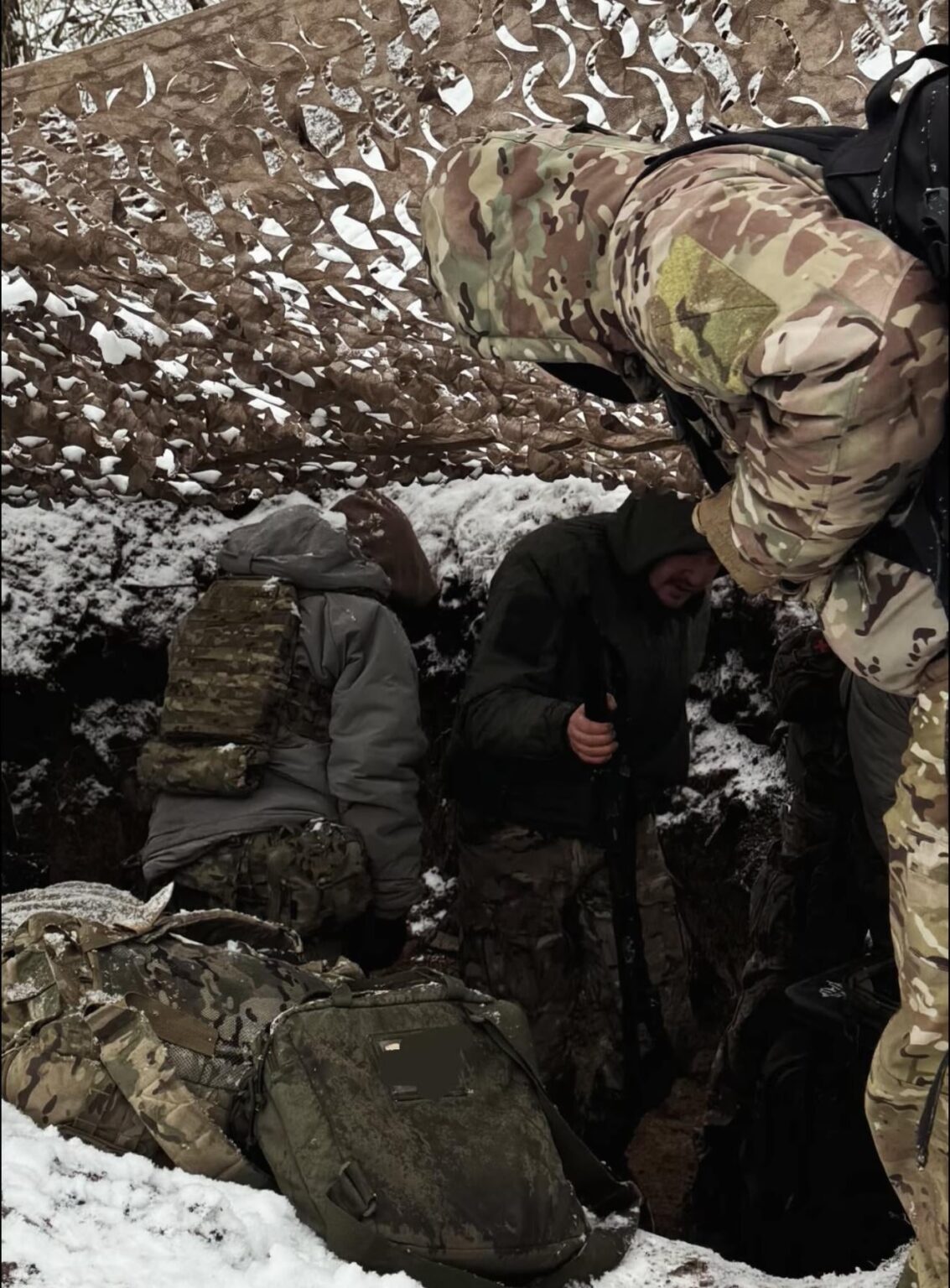 Hallo Freunde. Der Frühling beginnt, aber der Krieg dauert noch an. Dies ist ein guter Zeitpunkt, die ukrainischen Soldaten zu unterstützen, die weiterhin an der Front arbeiten. Vergessen wir nicht diejenigen, die uns jeden Tag beschützen. Alle Infos in den Kommentaren. Sie können über PayPal spenden: catherinesk93@gmail.com