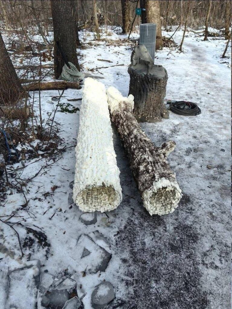 Wird als russische Tarnung für Antennen/Kommunikation gemeldet. Dies deutet darauf hin, dass die ukrainischen Bemühungen, ihre elektronischen Systeme zu jagen, bereits Auswirkungen hatten.