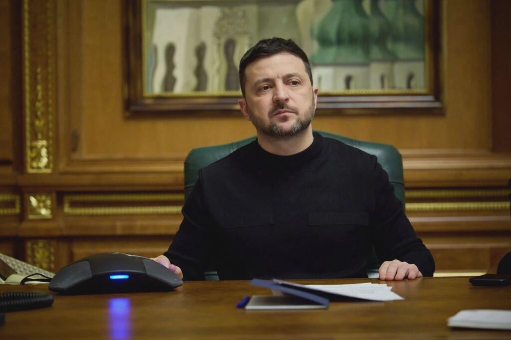 Selenskyj erwägt die Rolle der Ukraine bei den anhaltenden iranischen Angriffen auf den Nahen Osten Selenskyj erwägt die Rolle der Ukraine bei den anhaltenden iranischen Angriffen auf den Nahen Osten