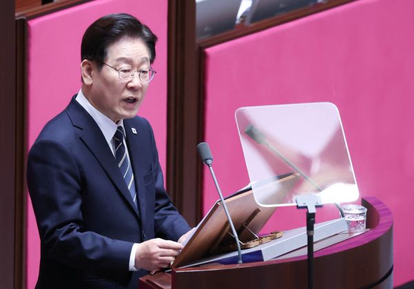 Lee: Zusätzliches Budget, um den Bürgern angesichts hoher Einzelhandels- und Kraftstoffpreise „Luft zum Atmen“ zu geben