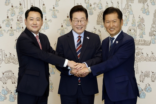 Präs. Lee wird am Dienstag ein Mittagessen mit rivalisierenden Camp Chiefs abhalten