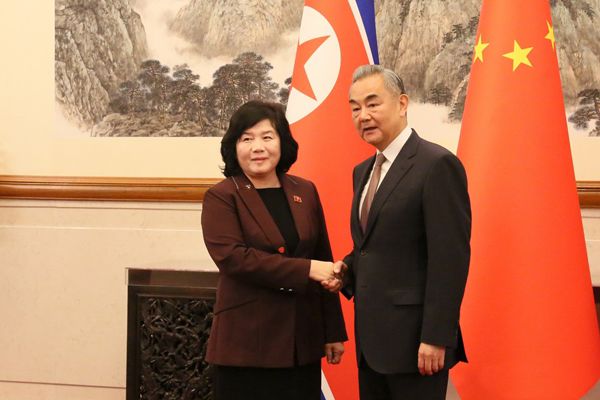 Chinas Außenminister besucht am Donnerstag Nordkorea