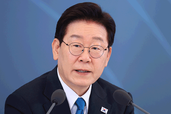 Lee fordert Bürokratieabbau in Spitzenindustrien