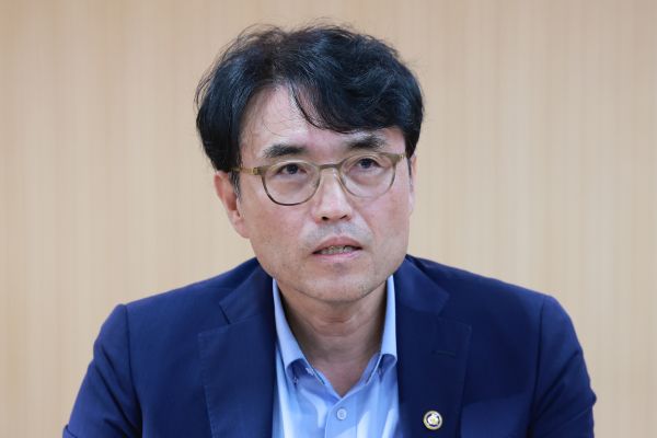 Arbeitsministerium fordert Wirtschaftsorganisationen dringend dazu auf, flexible Arbeit im Privatsektor einzuführen