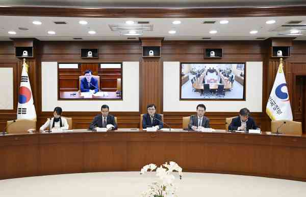 Die Regierung führt fast die Hälfte der Fast-Track-Projekte im Rahmen des Nachtragshaushalts durch 