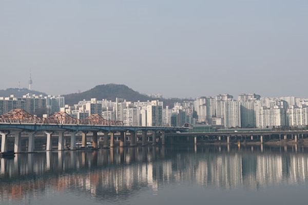 Daten: 4 von 10 Wohnungen in Seoul wurden im April zu niedrigeren Preisen als bei früheren Transaktionen verkauft