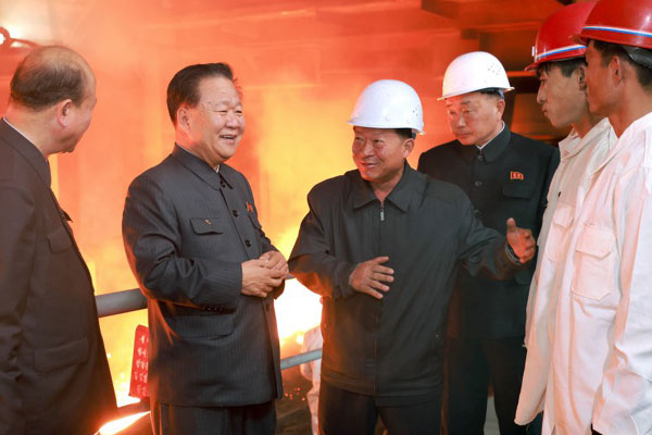 Nordkorea begeht den Jahrestag der Arbeit und hebt die Rolle der Arbeiterklasse bei der Umsetzung des Entwicklungsplans hervor