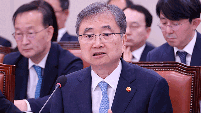 FM Cho: Südkoreanischer Öltanker fährt nach Gesprächen mit dem Iran durch die Straße von Hormus
