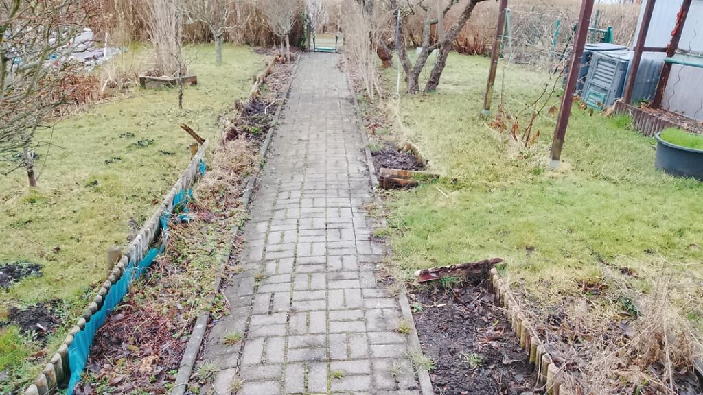 Frischgebackener Schrebergärtner. Hier mein erstes, abgeschlossenes Projekt. :) Frage an die Profis im Text. Frischgebackener Schrebergärtner. Hier mein erstes, abgeschlossenes Projekt. :) Frage an die Profis im Text.