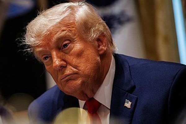 Trump bestreitet die Unterbrechung der Gespräche mit dem Iran und drängt auf einen Deal „so oder so“