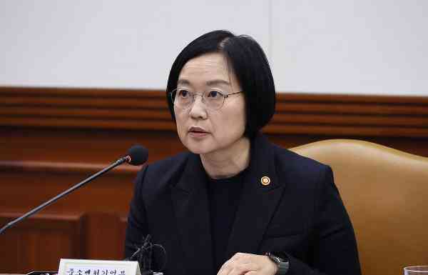 Lee ernennt KMU-Minister Han zum nächsten Premierminister