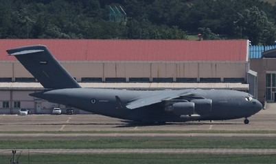 Vereinigte Arabische Emirate schicken Flugzeuge zum Transport des Abfangraketensystems Cheongung-II