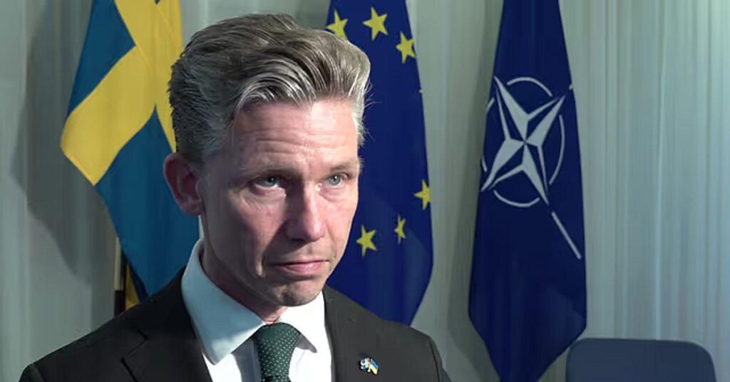 Die Regierung will die Häuser mutmaßlicher Spione zwangsweise aufkaufen