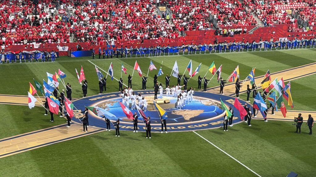 Kanadische WM-Fans folgen Mexiko mit Buhrufen für die amerikanische Flagge