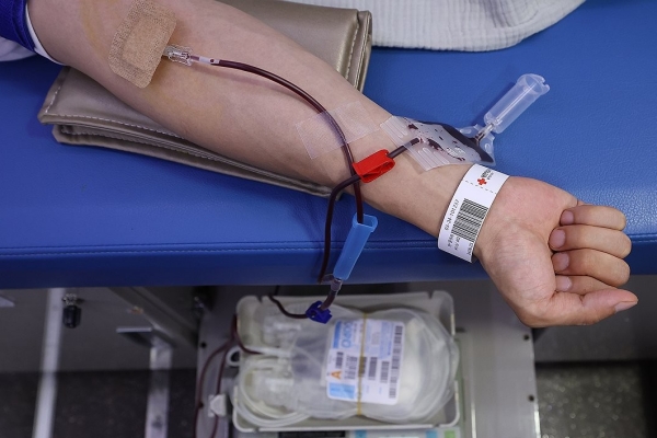 Regierung hebt obligatorischen Leberfunktionstest für Blutspender nach 36 Jahren auf.