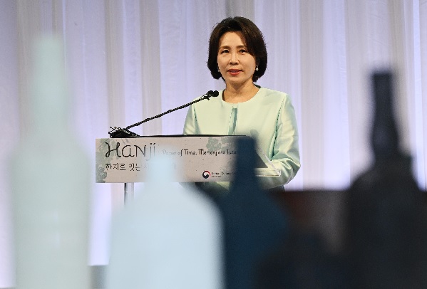 First Lady Kim nimmt an einer Veranstaltung zur Förderung des traditionellen „Hanji“-Papiers in San Francisco teil