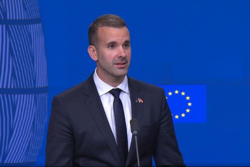 Zwei weitere Verhandlungskapitel abgeschlossen; Spajić: Wir feiern den Super Tuesday; Kos: Bobots Hüfte, wir kommen dir näher Zwei weitere Verhandlungskapitel abgeschlossen; Spajić: Wir feiern den Super Tuesday; Kos: Bobots Hüfte, wir kommen dir näher