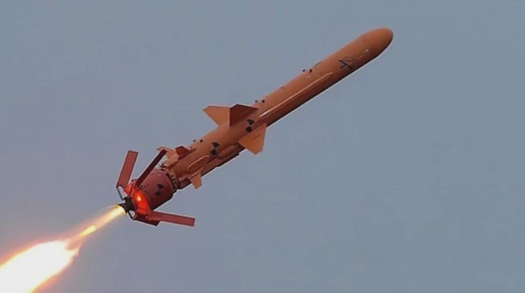 Selenskyj: In der Ukraine hergestellte Drohnen und Raketen treffen den russischen Marinestützpunkt in Noworossijsk