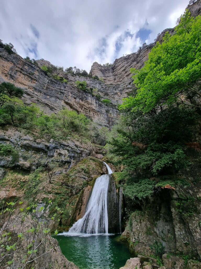 Geburt des Flusses Mundo. Riopar [OC]