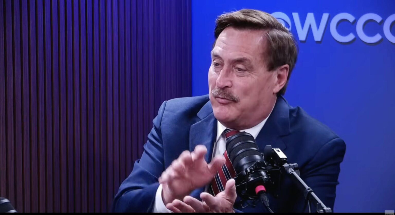 Überraschung! Der von Trump unterstützte Mike Lindell weigert sich, die Wahl des Gouverneurs zuzugeben, und behauptet, es gebe Anomalien bei der Abstimmung Überraschung! Der von Trump unterstützte Mike Lindell weigert sich, die Wahl des Gouverneurs zuzugeben, und behauptet, es gebe Anomalien bei der Abstimmung