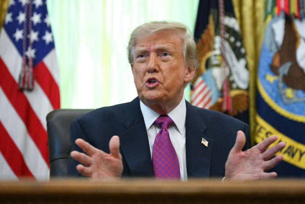 Trump fordert, dass kanadische Unternehmen, die mit den USA Geschäfte machen, nach Amerika ziehen