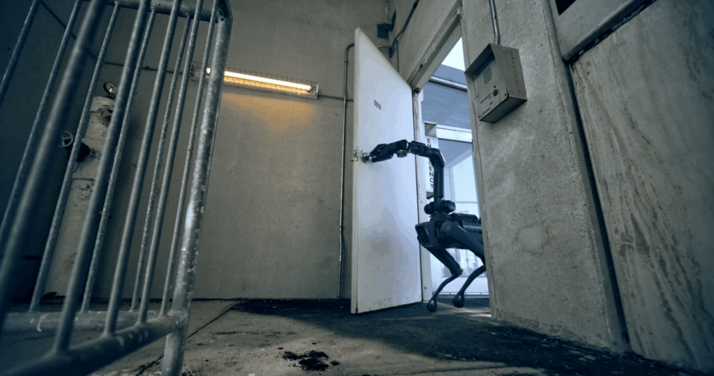 ICE plant, Millionen für Hunderoboter von Boston Dynamics auszugeben
