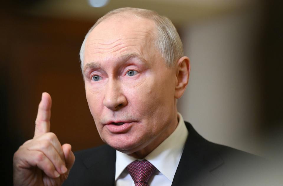 Putin warnt Europa: Truppen in der Ukraine bedeuten Krieg mit Russland Putin warnt Europa: Truppen in der Ukraine bedeuten Krieg mit Russland