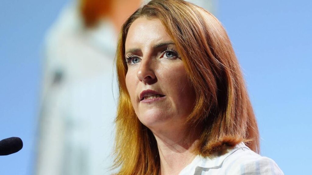 Die Labour-Partei verspricht, es den Chefs schwerer zu machen, die Anträge der Mitarbeiter auf Heimarbeit abzulehnen